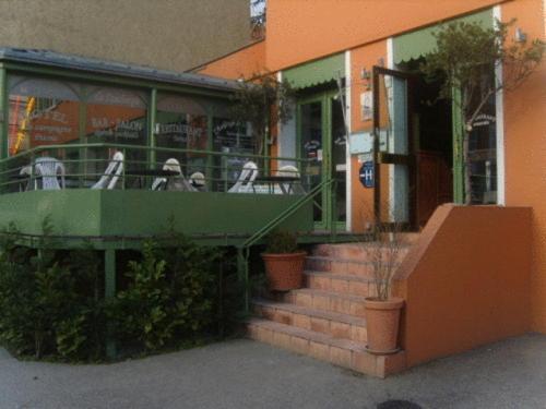 Auberge De La Vallee Francheville  エクステリア 写真